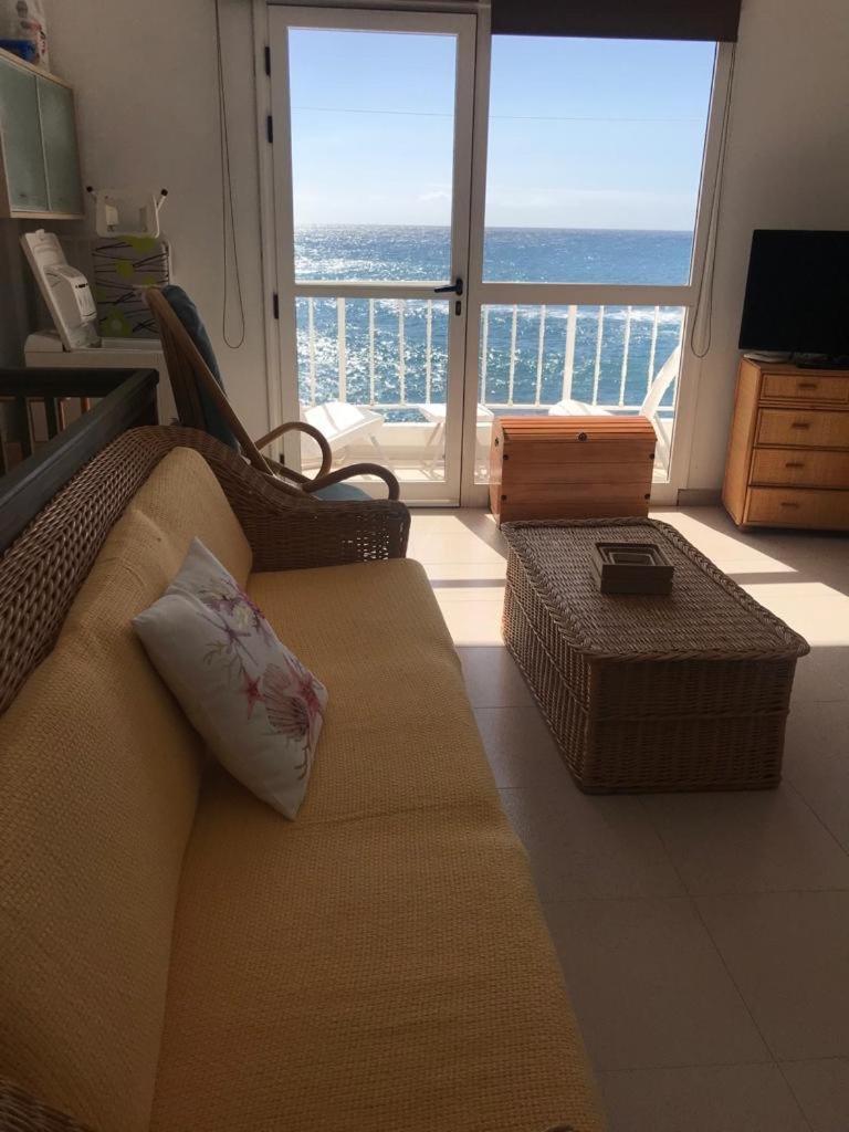 Vv Yelymar. Playa De Alojera Lägenhet Exteriör bild